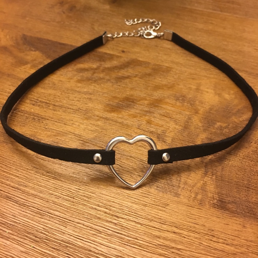 Silver heart choker necklace